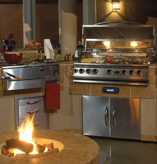 Cal-Flame-BBQ-state-of-the-art-outdoor-kitchen
